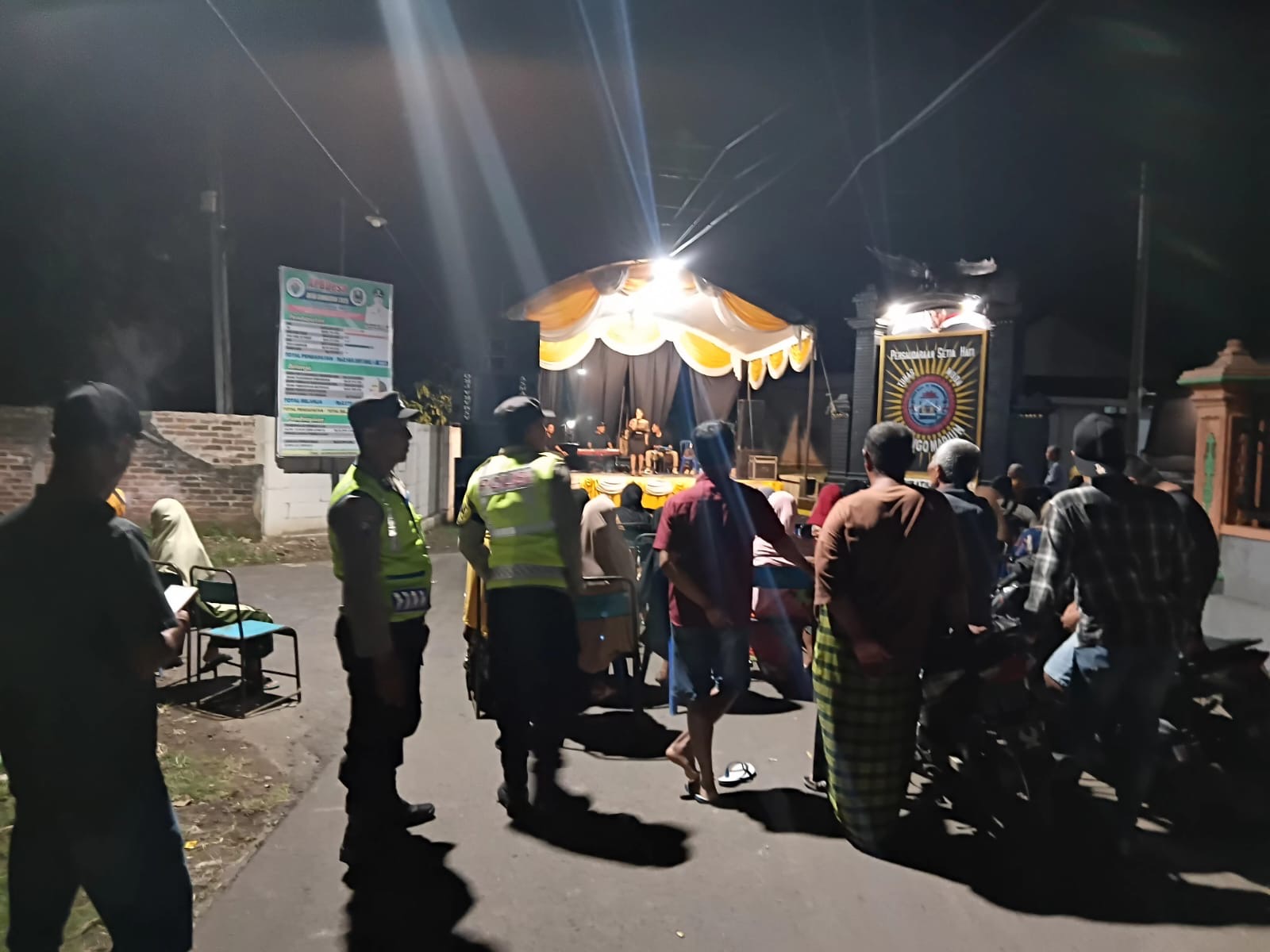 Polsek Nguntoronadi Laksanakan Patroli Pengamanan Jelang Malam Pergantian Tahun Baru 2026