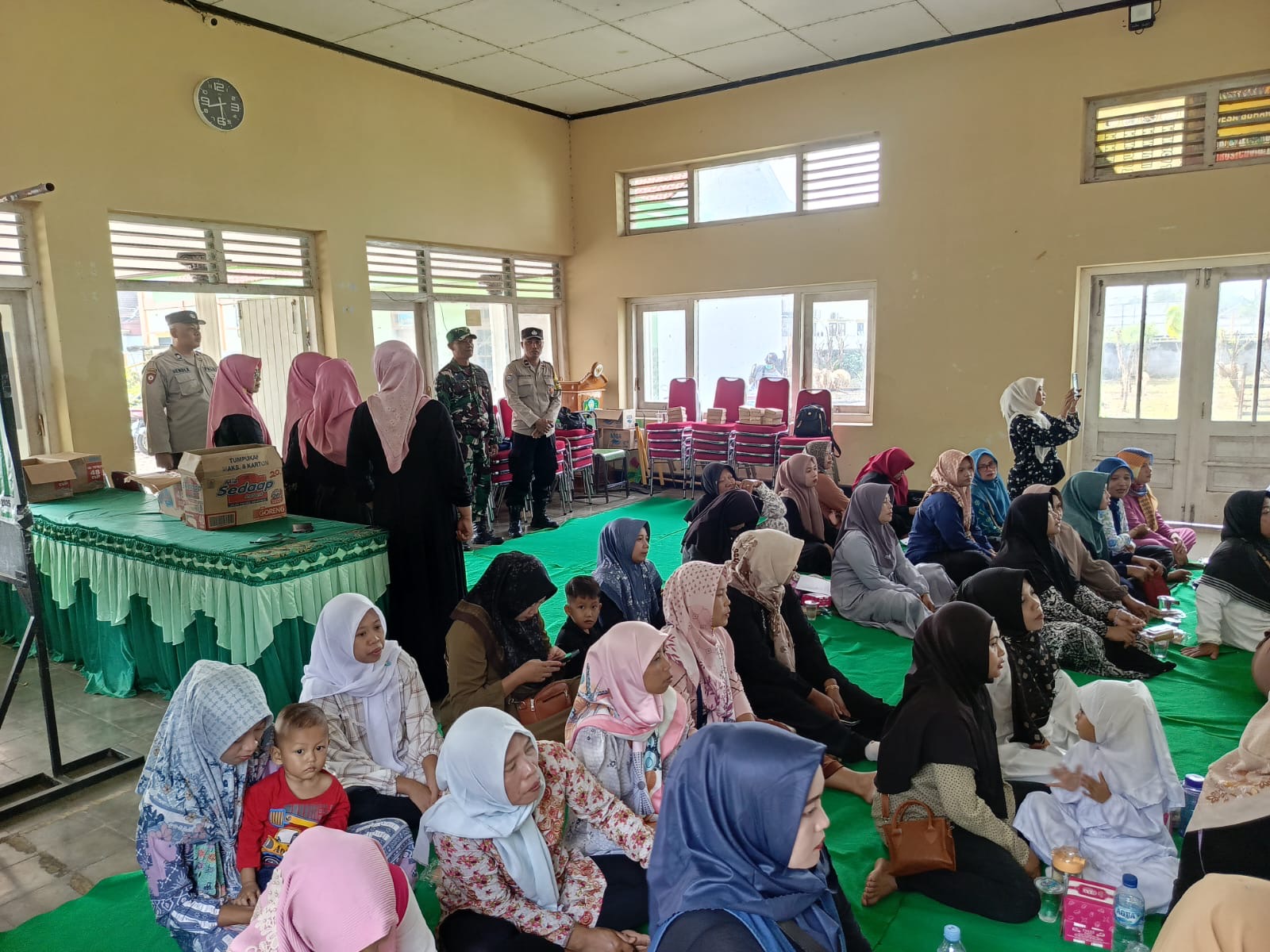 Polsek Nguntoronadi Laksanakan Pengamanan Peringatan Isra Mi’raj SDN Goranggareng