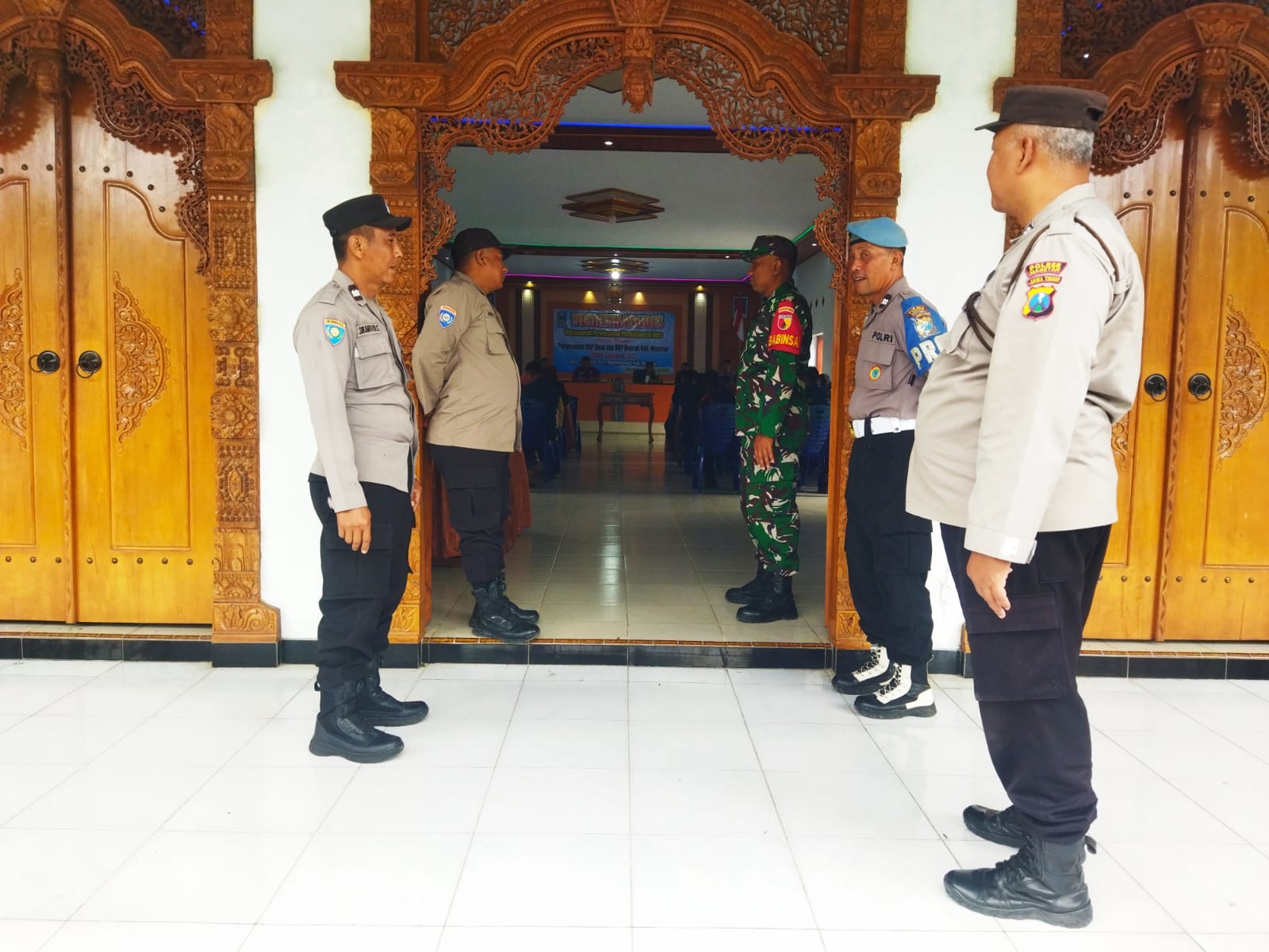 Polsek Nguntoronadi Amankan Kegiatan Musrenbangdes Desa Simbatan Tahun 2027