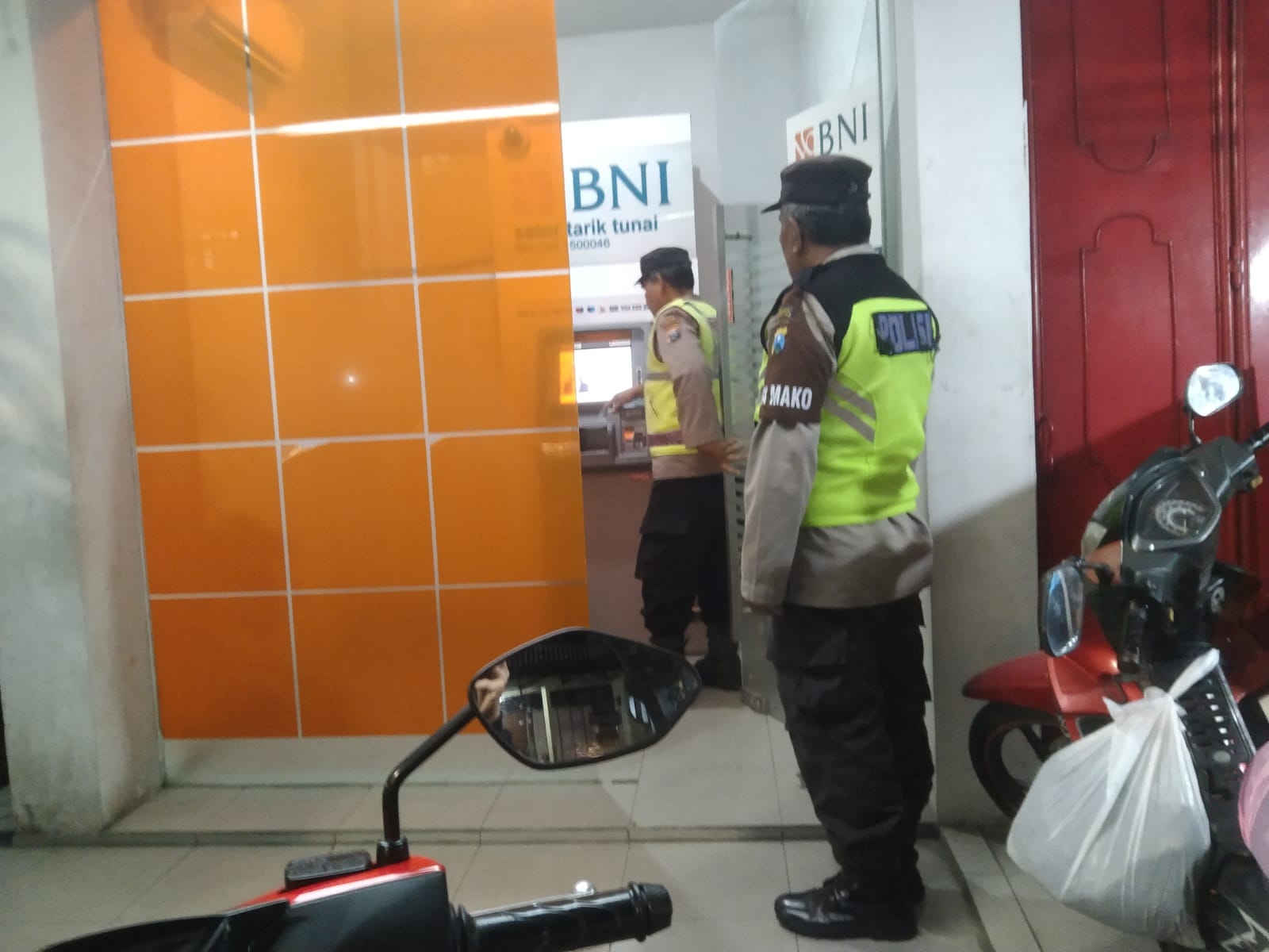 Antisipasi Gangguan Kamtibmas malam hari, Personil Polsek Plaosan patroli dialogis dangan sasaran Obyek Vital Mesin ATM