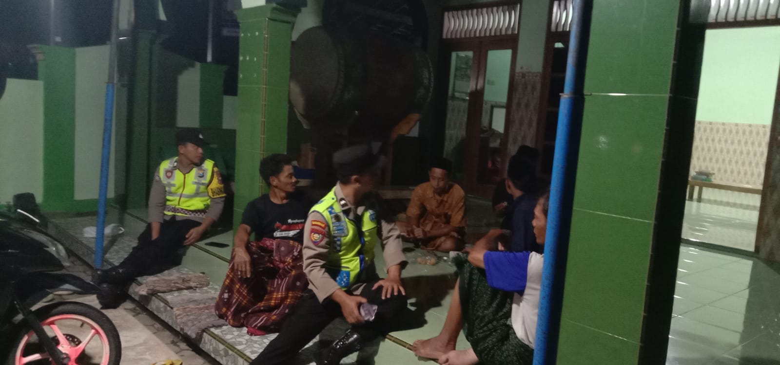 Patroli Sahur Polsek Ngariboyo, Wujudkan Ramadhan Aman dan Kondusif