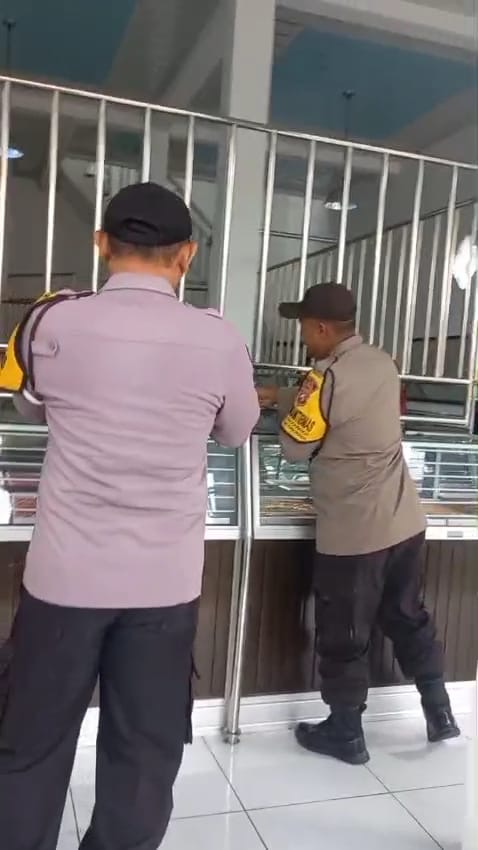 Patroli Perintis Presisi Polsek Nguntoronadi Sasar Toko Emas Leo, Antisipasi 3C di Wilayah Hukum Nguntoronadi