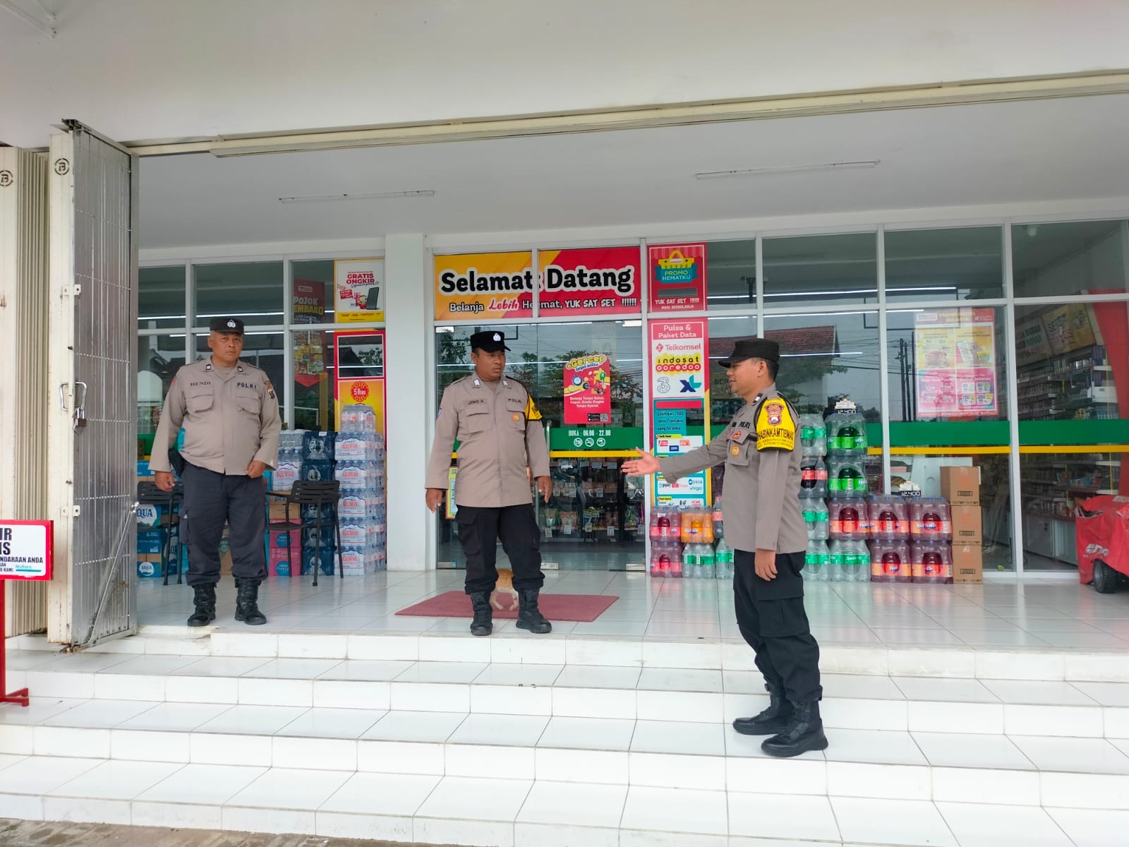 Antisipasi Lonjakan Harga Bahan Pokok di Bulan Ramadhan, Polsek Nguntoronadi Intensifkan Monitoring di Mutiara Mart