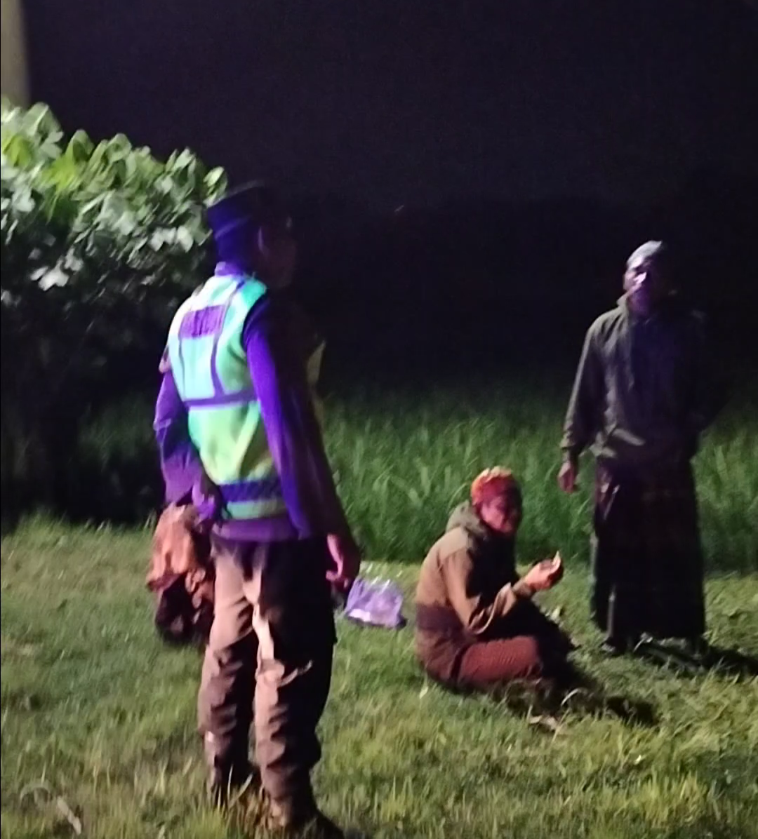 Patroli Dialogis di Desa Mrahu, Polsek Kartoharjo Sampaikan Pesan Kamtibmas kepada Warga