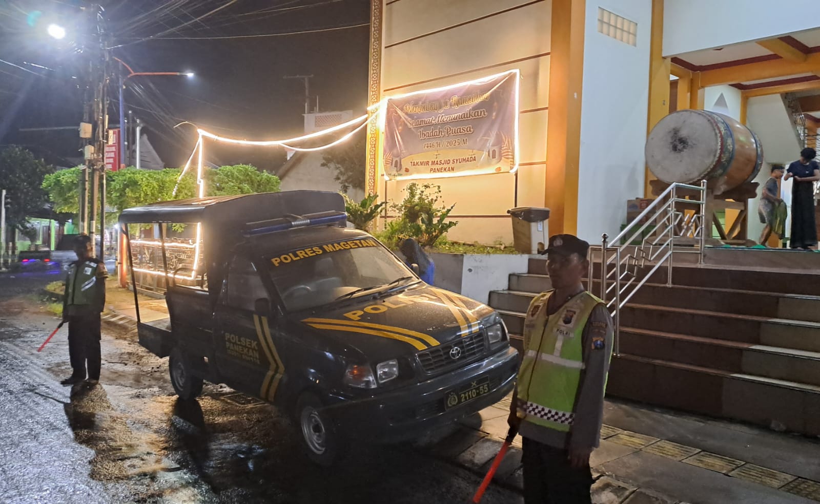 Polsek Panekan Laksanakan Pengamanan Sholat Tarawih untuk Jaga Kekhusyukan Jamaah