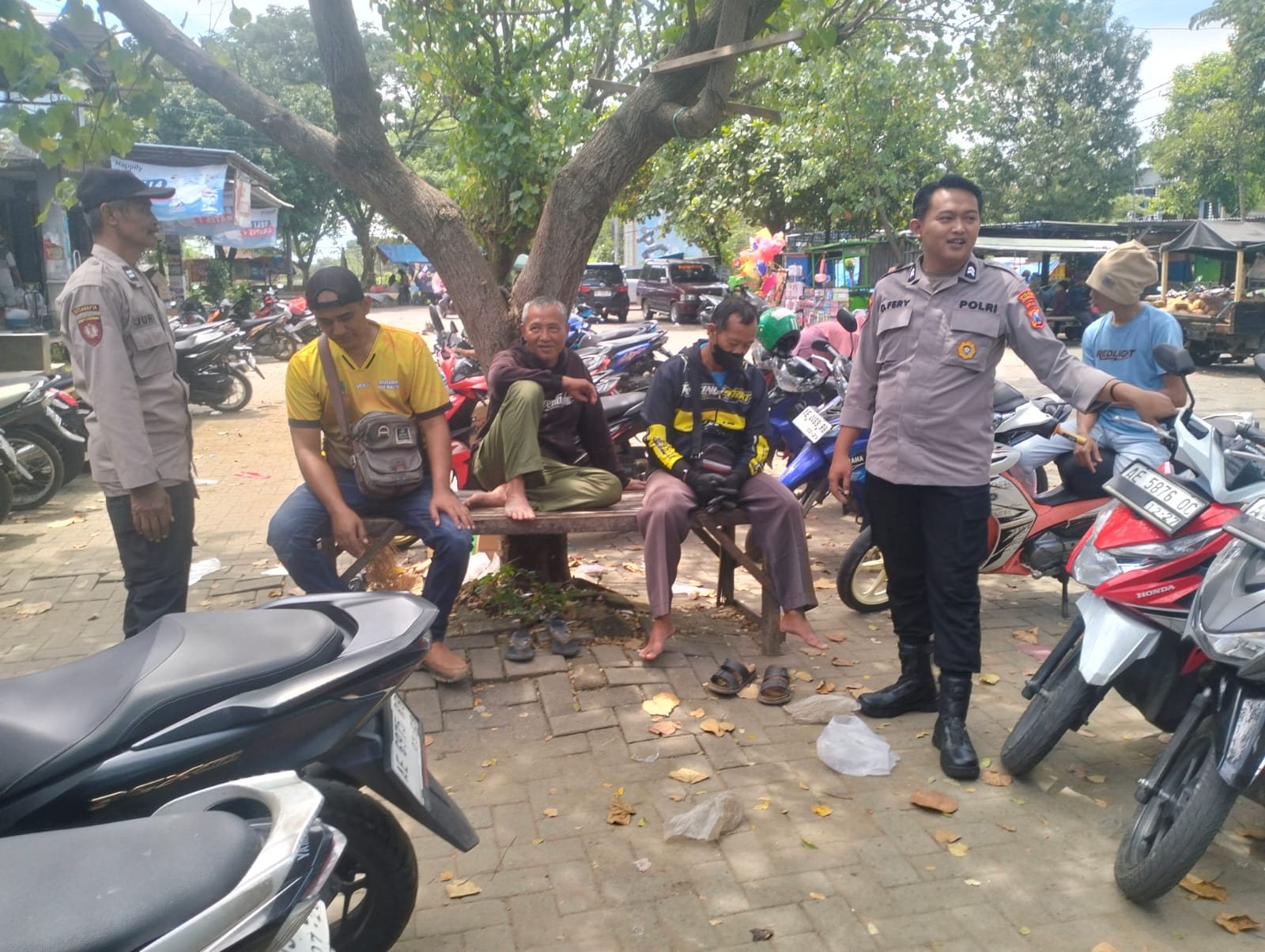 Patroli Kewilayahan Polsek Parang Polres Magetan Polda Jawa Timur Dalam Rangka Harkamtibmas