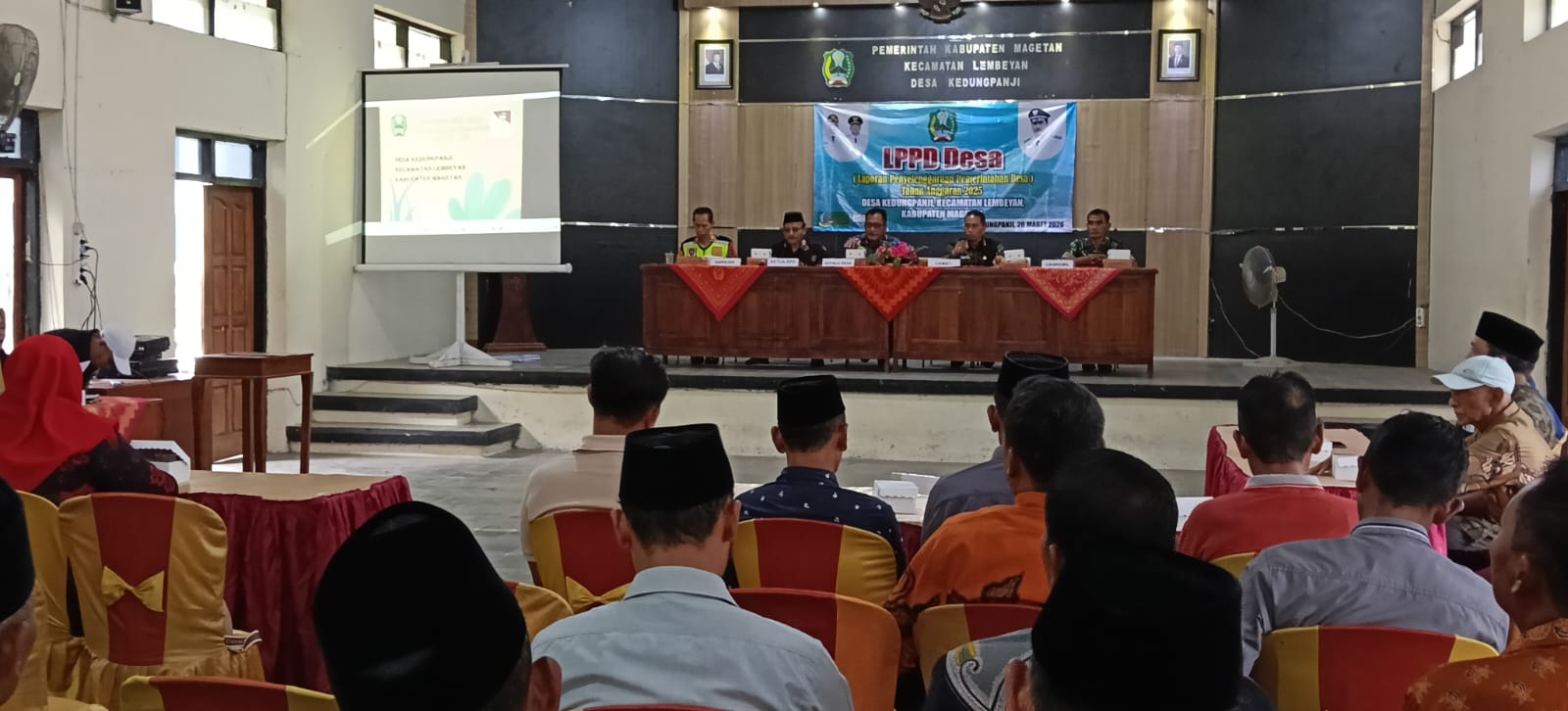 Kapolsek-Lembeyan-bersama-Forkopimca-Lembeyan-hadiri-Musdes-LPPD-Pemerintah-Desa-Kedungpanji-Kecamatan-Lembeyan