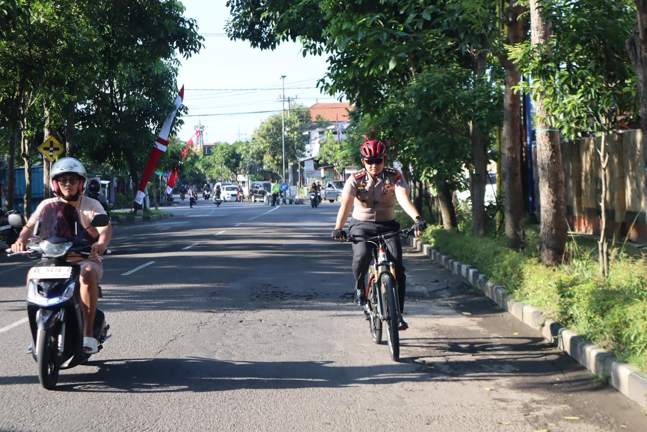 Kapolres Magetan Gowes ke Kantor, Gaungkan “Polisi Sehat, Lingkungan Hebat!”