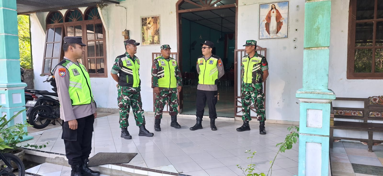 Polsek Panekan Lakukan Pengamanan Perayaan Paskah di Gereja Bethel Pembaharuan Ds. Milangasri