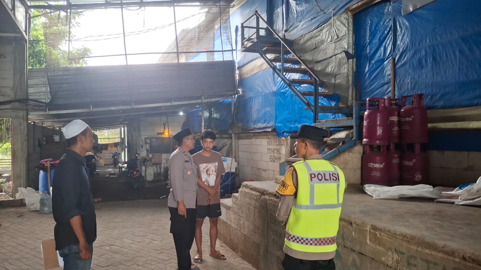 Polres Magetan Sidak Kandang Ayam dan Resto, Pastikan Tidak Ada Penyalahgunaan LPG Subsidi