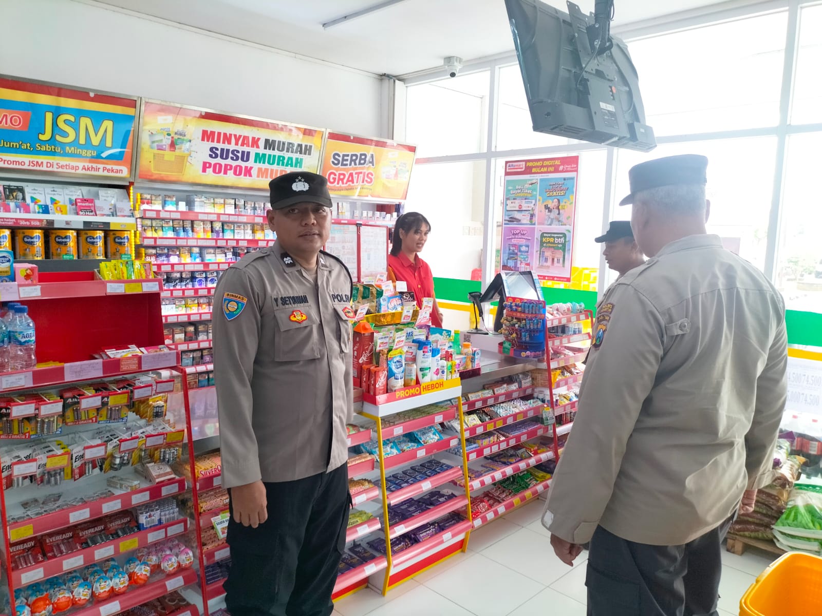 Hadir di Tengah Masyarakat, Patroli Presisi Polsek Nguntoronadi Jaga Stabilitas Kamtibmas”
