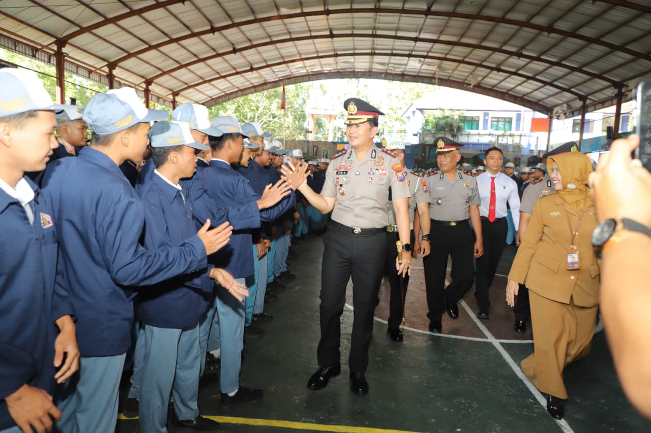 Kapolres Magetan Sapa Pelajar, Tekankan Disiplin, Anti Narkoba, dan Stop Bullying