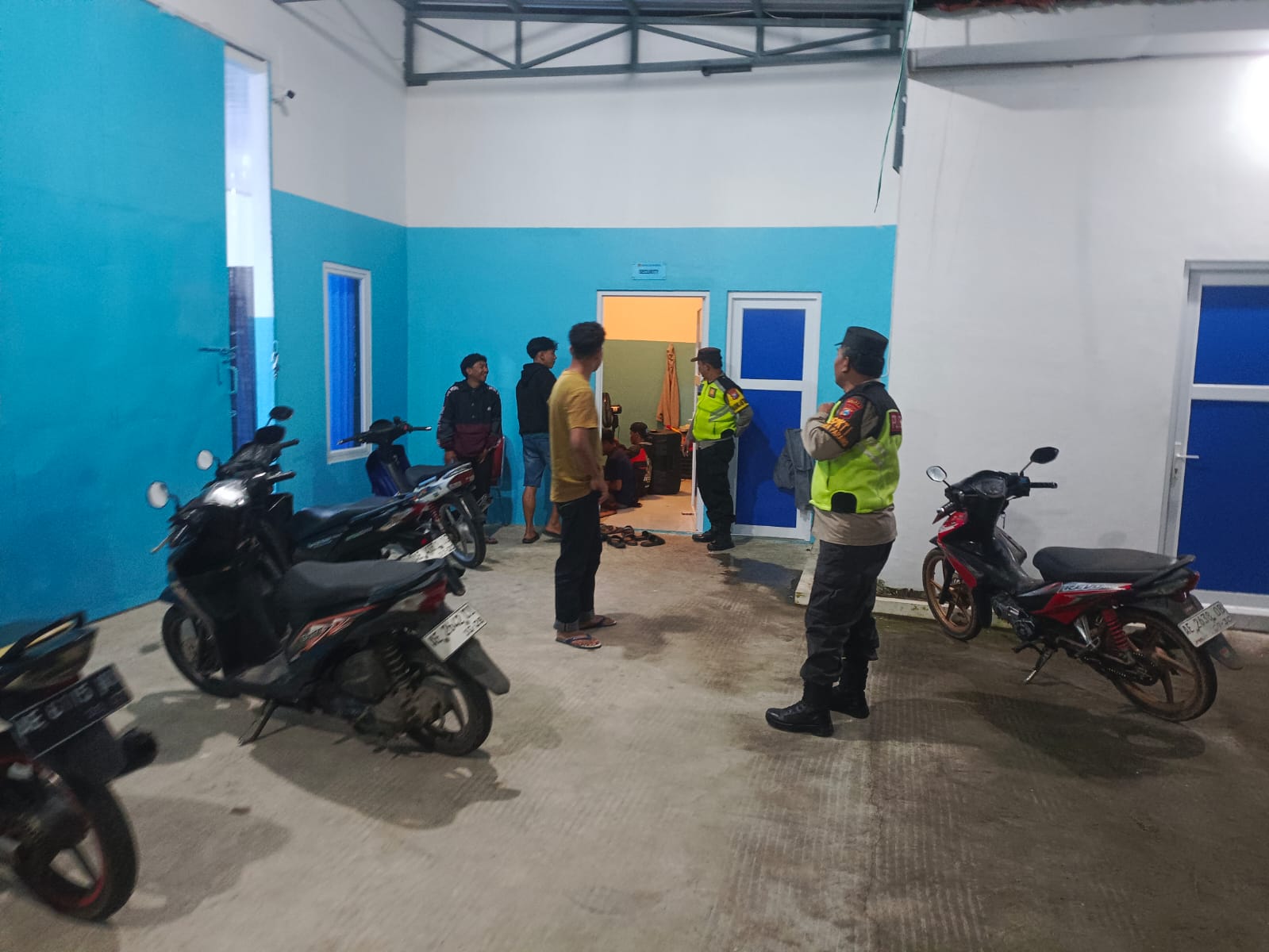 Patroli Harkamtibmas Polsek Parang Polres Magetan Polda Jawa Timur Antisipasi Kriminalitas dan Gangguan Kamtibmas