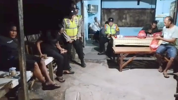 Polsek Kartoharjo Dialogis dengan Warga Desa Bayemwetan, Imbau Petani Tidak Gunakan Setrum Tikus