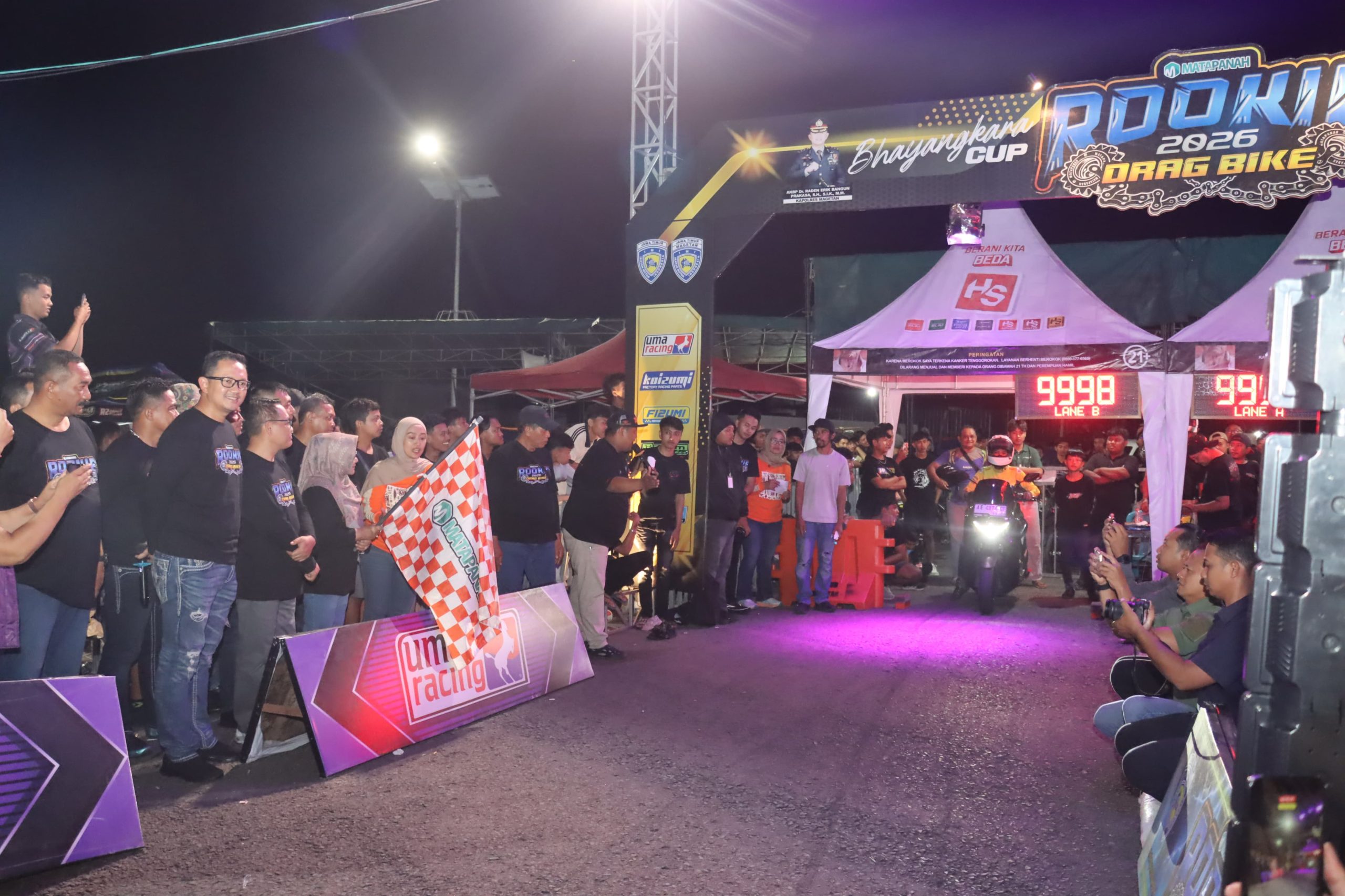 Ratusan Rider Dari Berbagai Daerah Ramaikan Bhayangkara Rookie Dragbike 2026 di Magetan