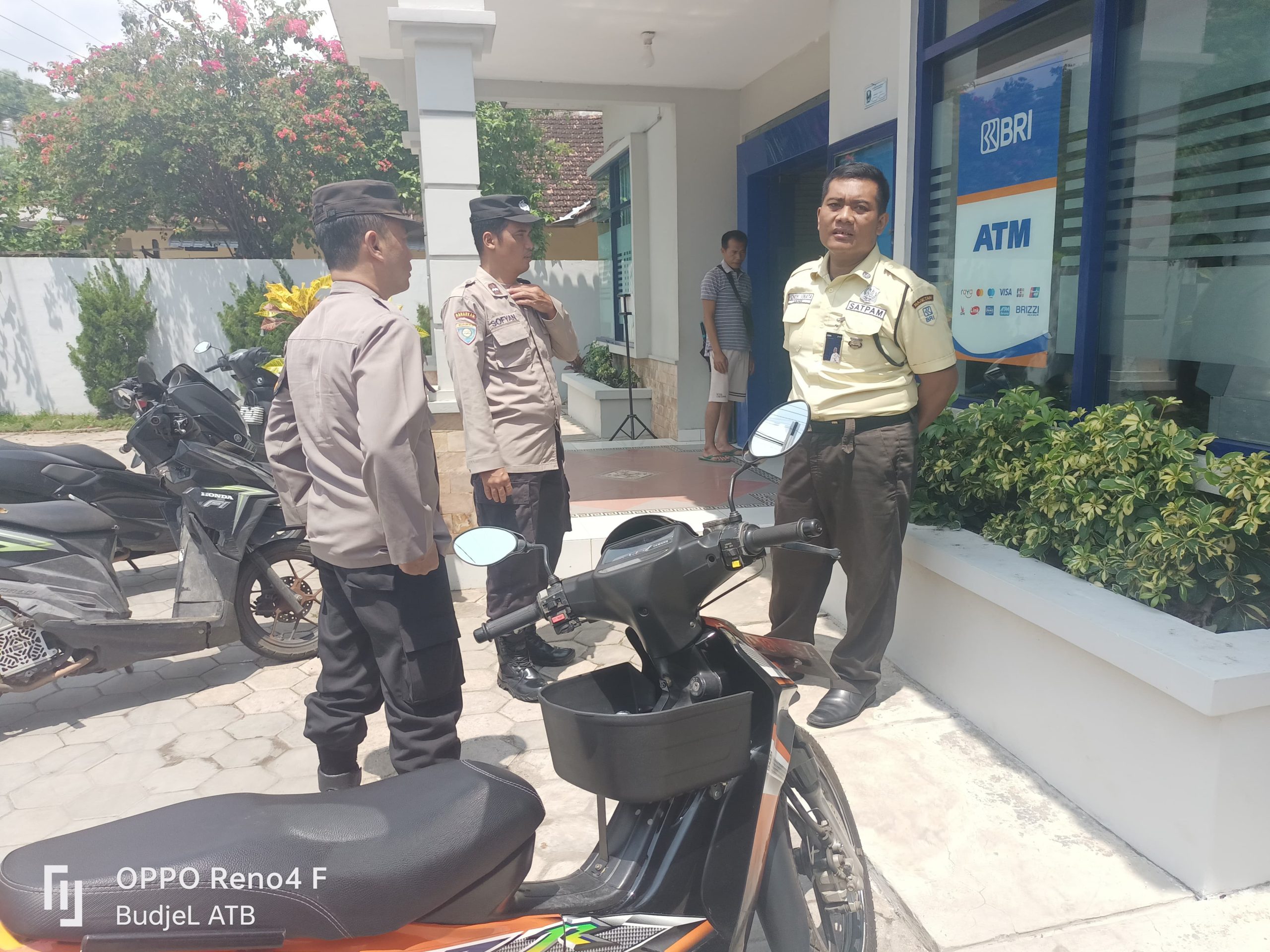 POLSEK PARANG POLRES MAGETAN POLDA JAWA TIMUR TINGKATKAN PATROLI HARKAMTIBMAS, AJAK MASYARAKAT JAGA KONDUSIVITAS JELANG BULAN SURO