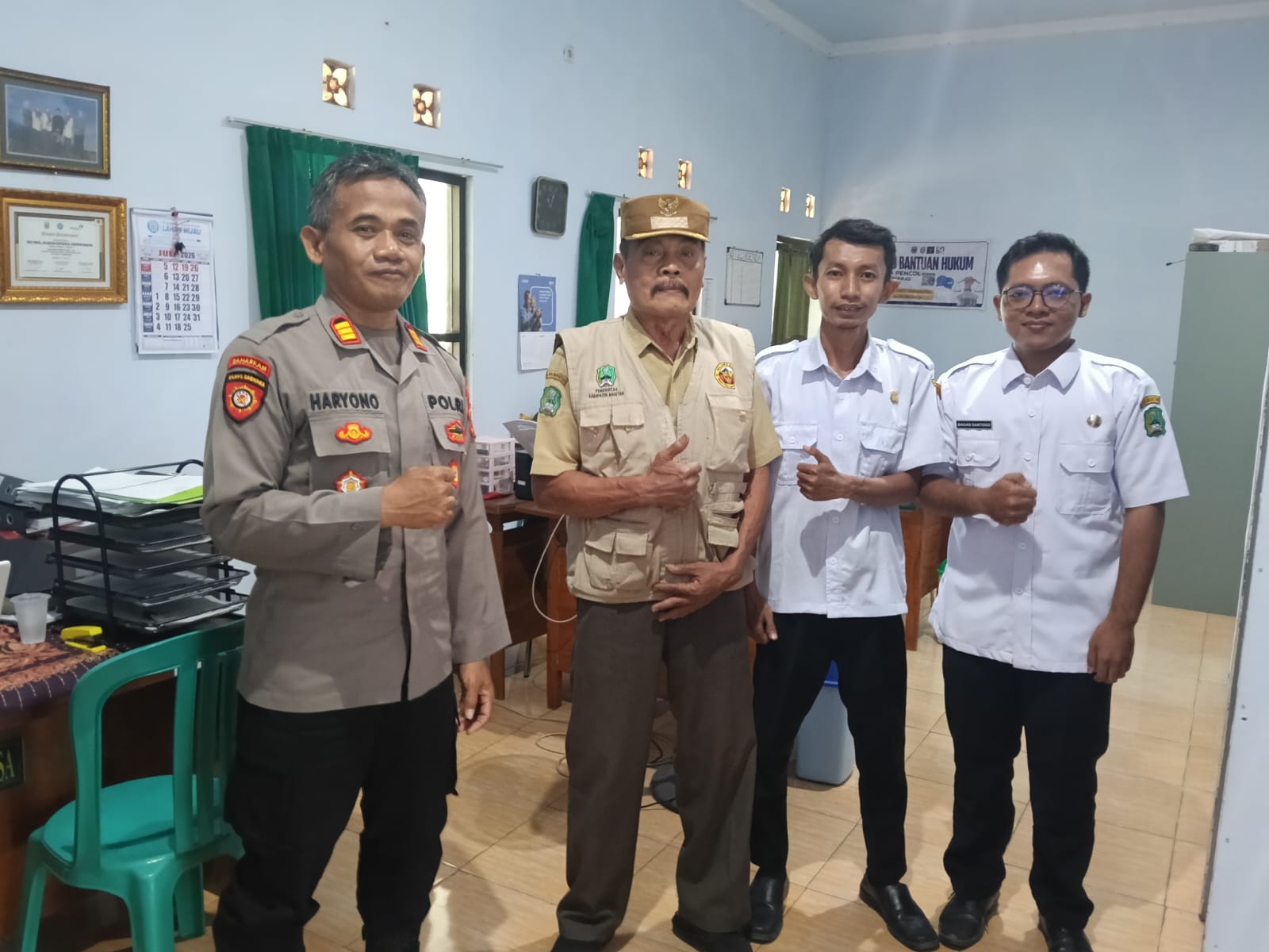 Kapolsek Kartoharjo Sambang Desa Pencol, Perkuat Sinergitas dengan Pemerintah Desa Ciptakan Kamtibmas Kondusif