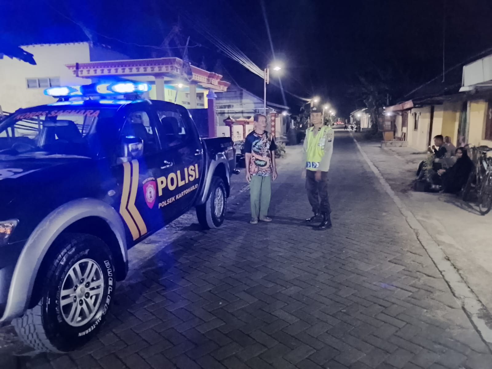 Patroli Dialogis Polsek Kartoharjo Perkuat Kemitraan dengan Warga Desa Karangmojo