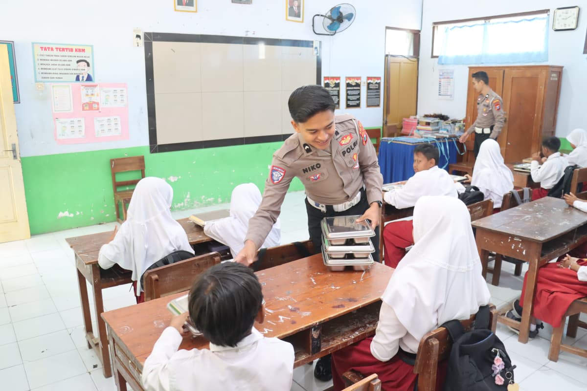 Tahun Ajaran Baru Dimulai, Tiga SPPG Polres Magetan Kembali Salurkan MBG dengan Prioritaskan Gizi dan Food Safety