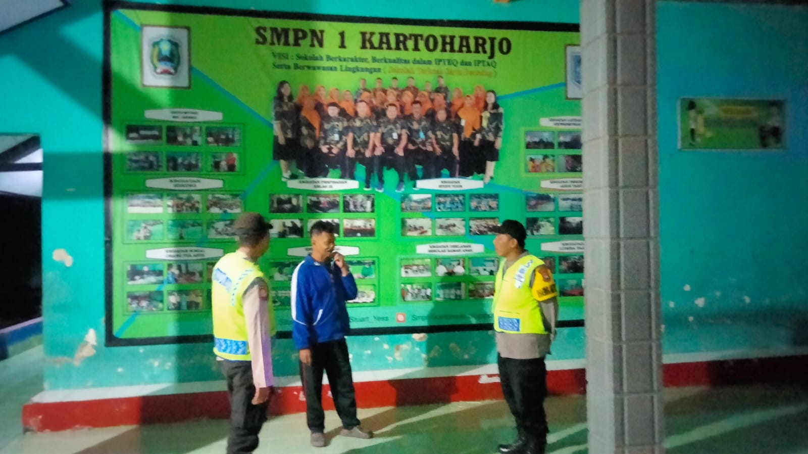 Patroli Dialogis Polsek Kartoharjo di SMPN 1 Kartoharjo, Perkuat Sinergi Menjaga Keamanan Lingkungan