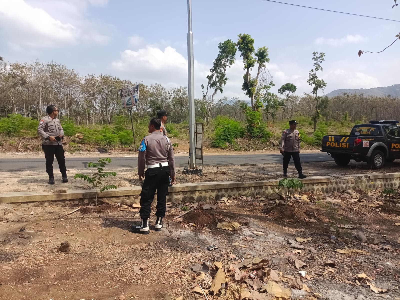 Kapolsek Parang Polres Magetan Polda Jawa Timur Pimpin Patroli Kewilayahan, Antisipasi Kriminalitas dan Karhutla di Musim Kemarau