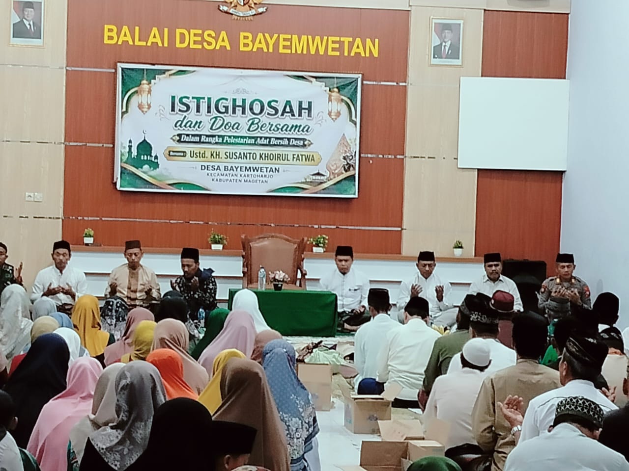 Kapolsek Kartoharjo Hadiri Istighosah Bersih Desa Bayemwetan, Perkuat Kebersamaan dan Kondusivitas Wilayah