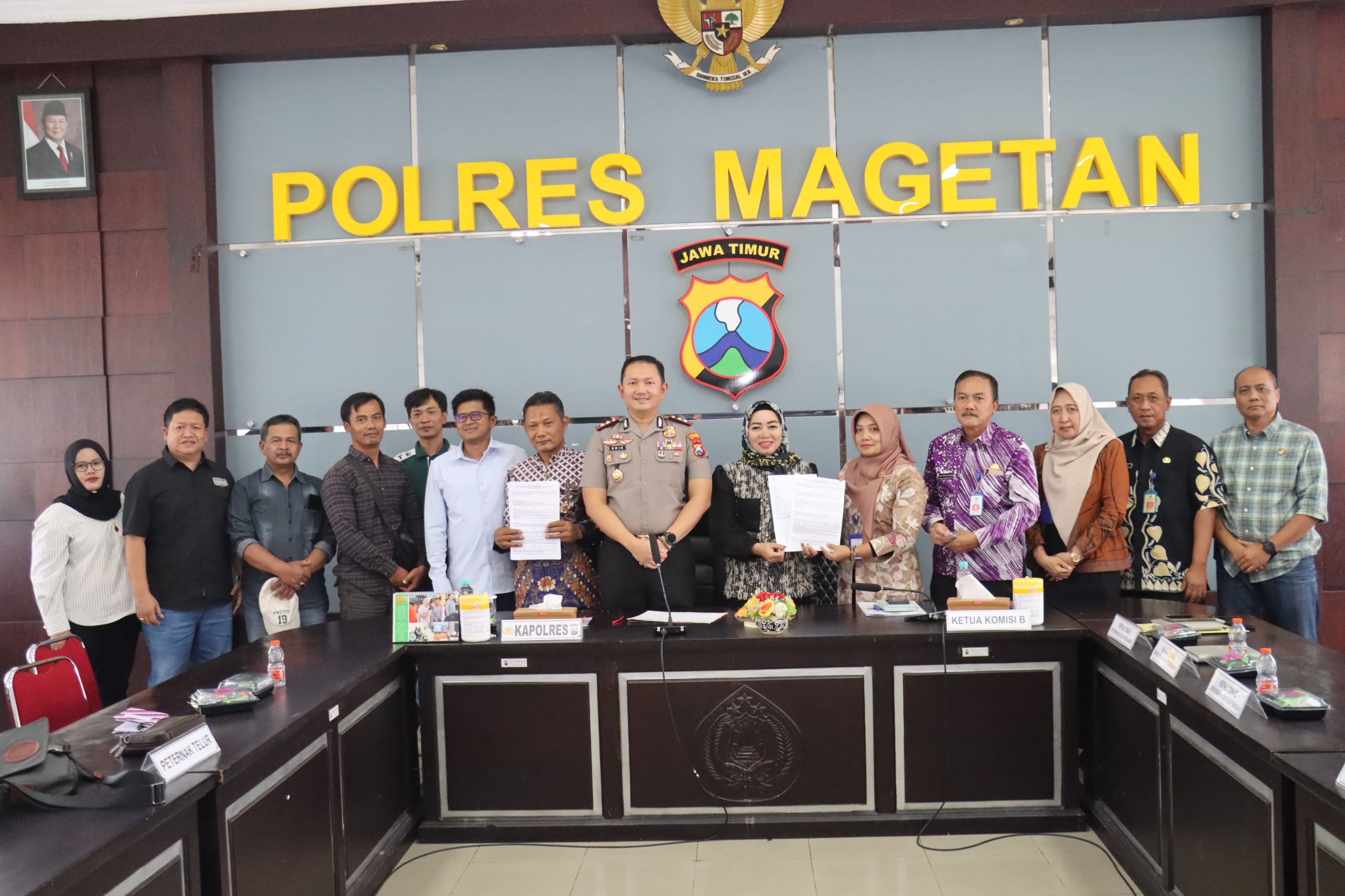 Cari Solusi Anjloknya Harga Telur, Kapolres Magetan Fasilitasi Audiensi Lintas Sektoral Peternak dan Pedagang Telur