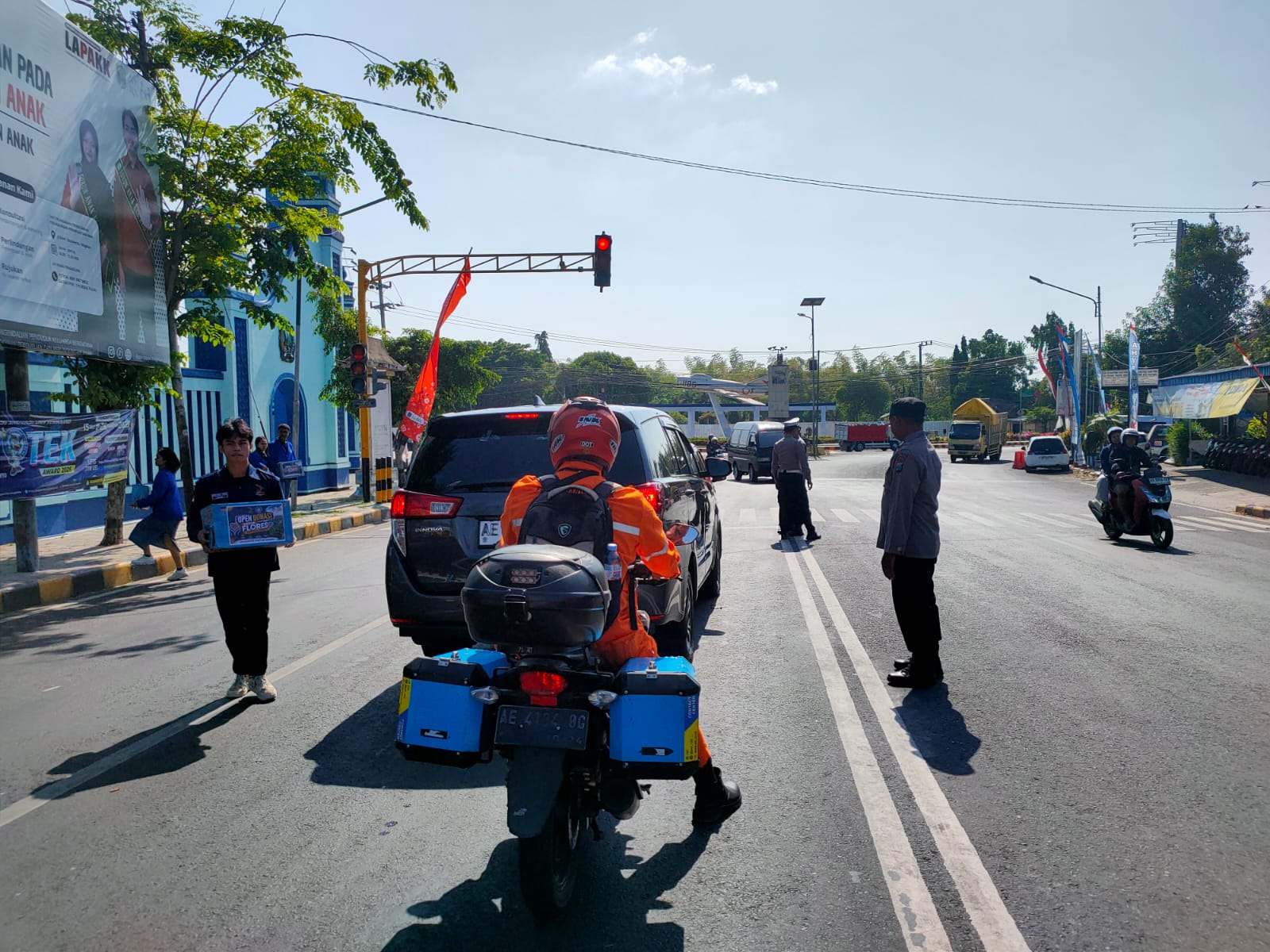 Personel Polsek Maospati Amankan Kegiatan Penggalangan Dana Kemanusiaan untuk Korban Gempa Flores