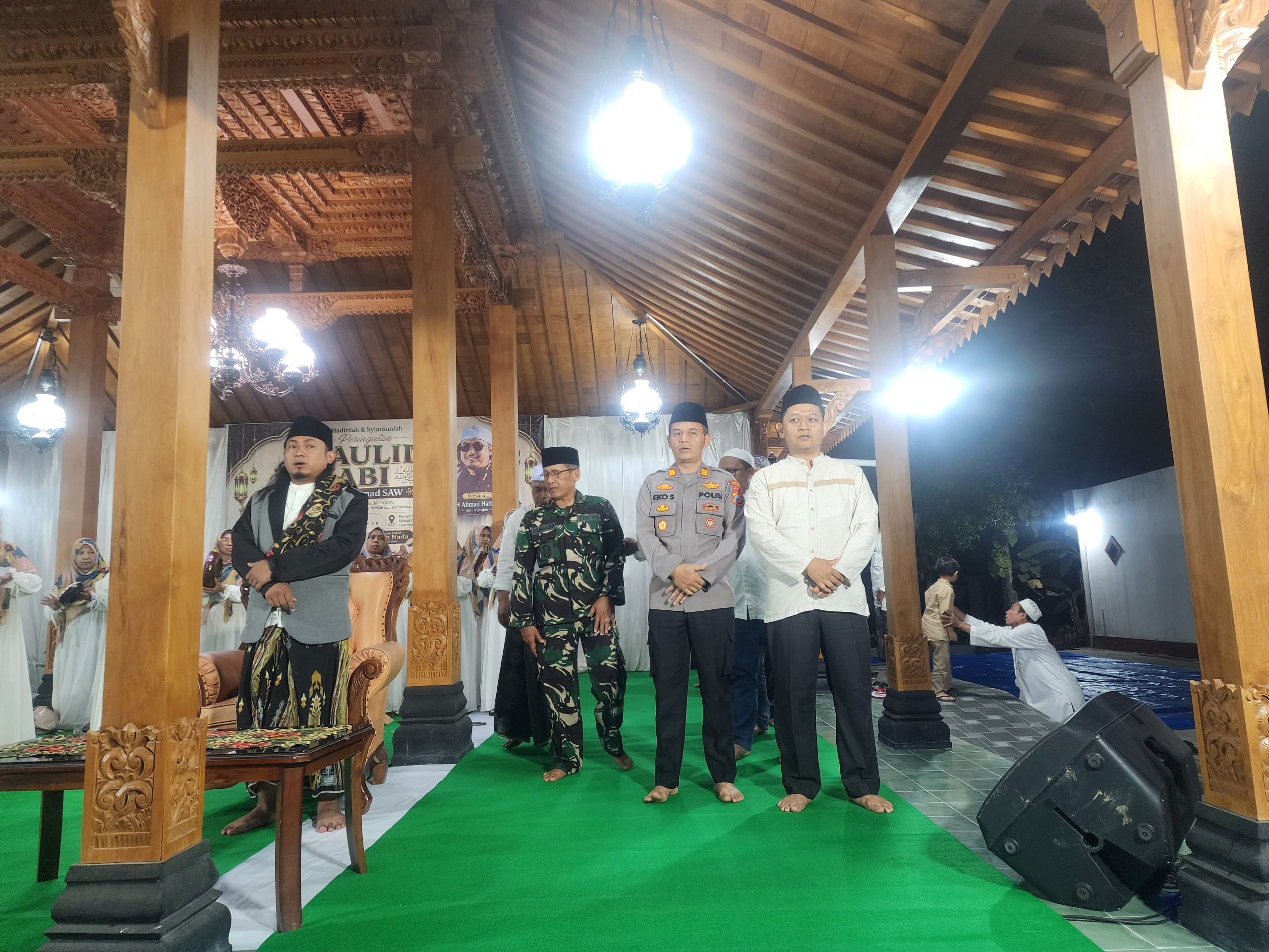 Kapolsek Sukomoro Hadiri Pengajian Peringatan Maulid Nabi Muhammad SAW di Desa Bandar