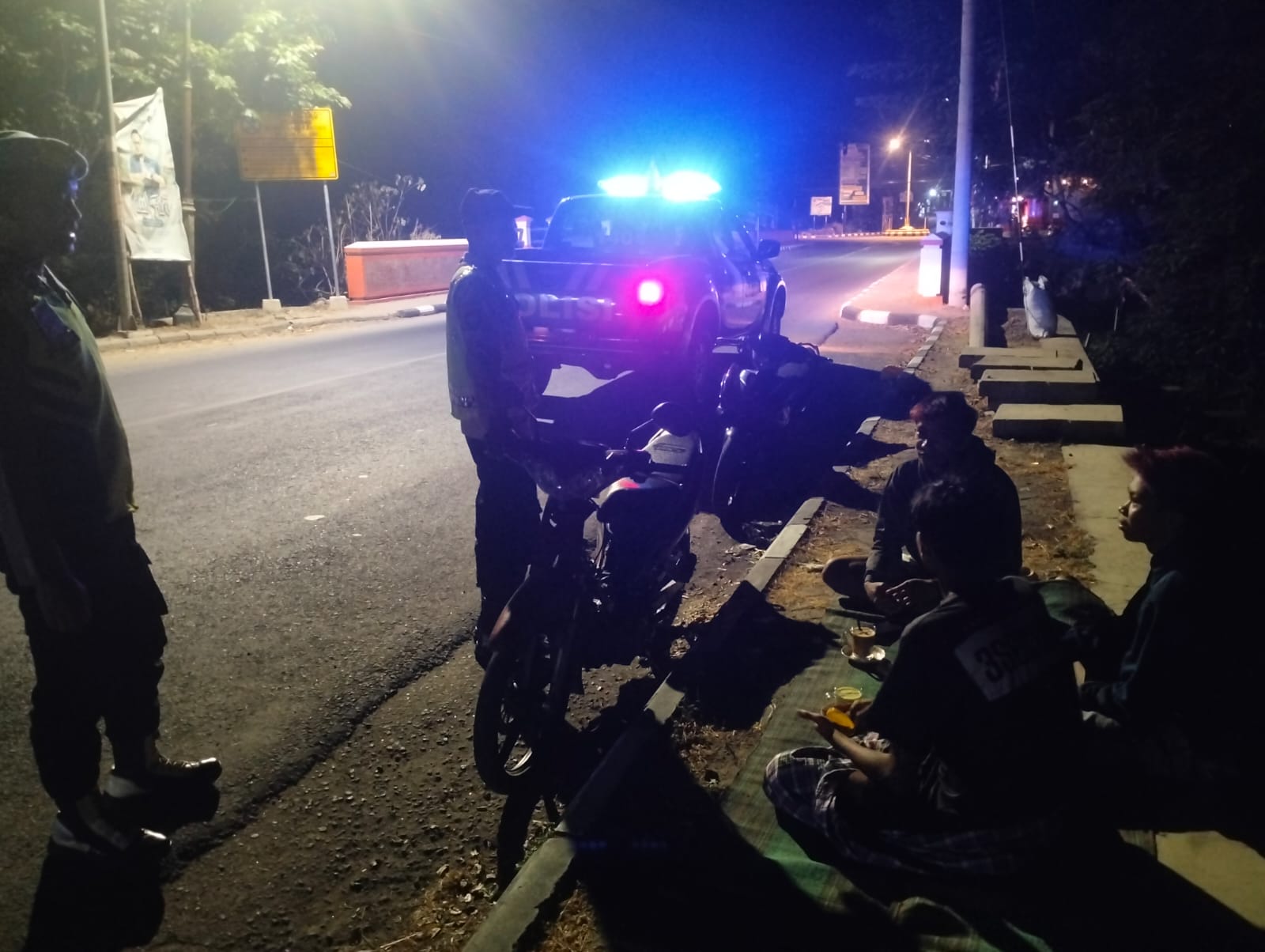 PATROLI PRESISI POLSEK PARANG, POLRES MAGETAN POLDA JAWA TIMUR PERKUAT KEHADIRAN POLISI DI TENGAH MASYARAKAT