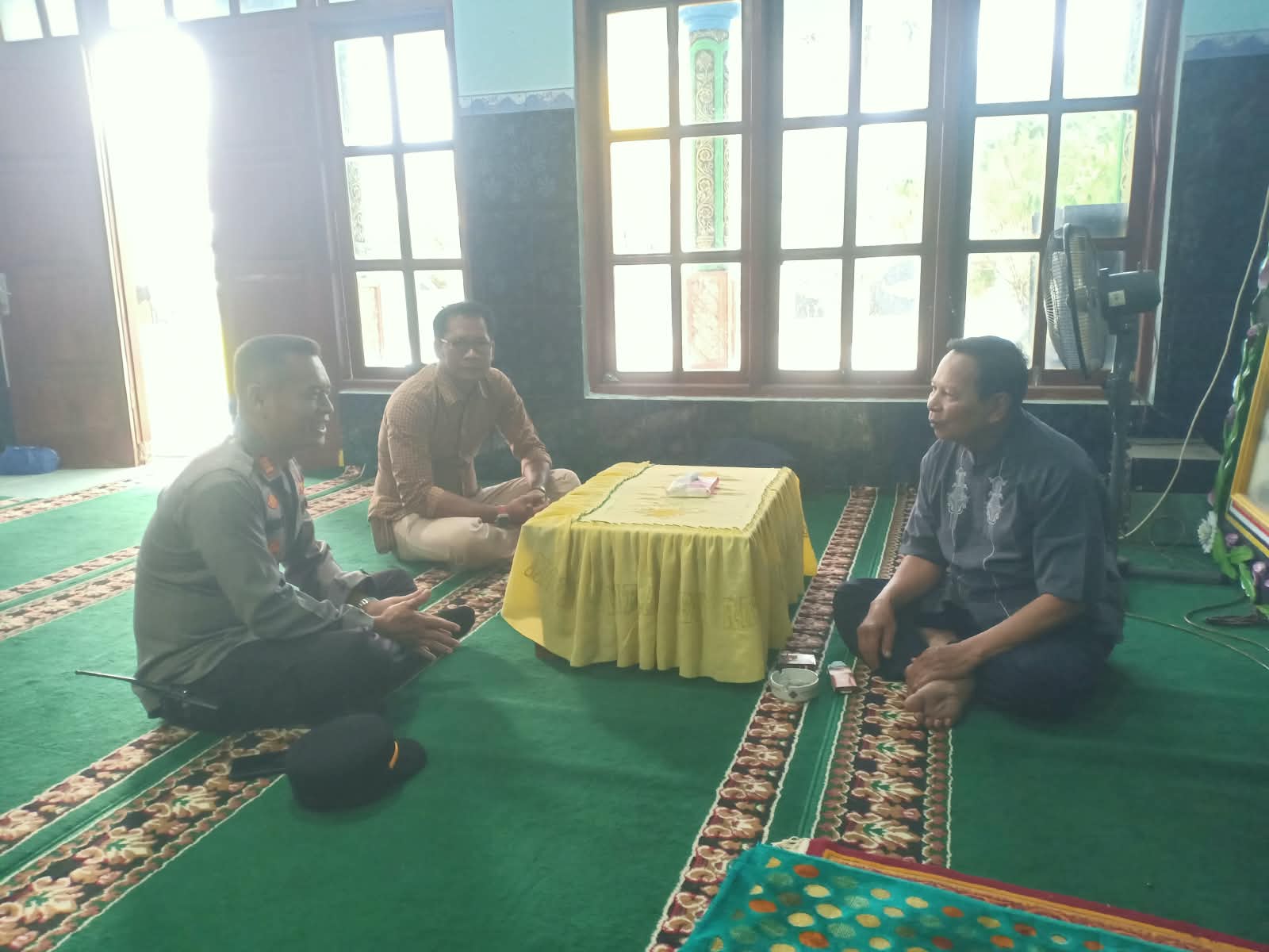 Silaturahmi Kapolsek Sukomoro dengan Tokoh Agama