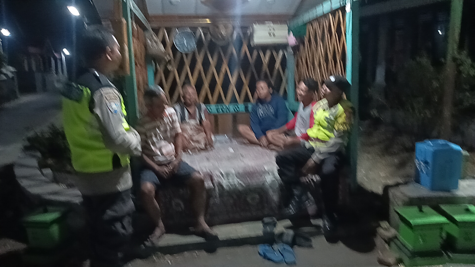 PATROLI/ SAMBANG KAMTIBMAS POS KAMLING DESA PURWOREJO