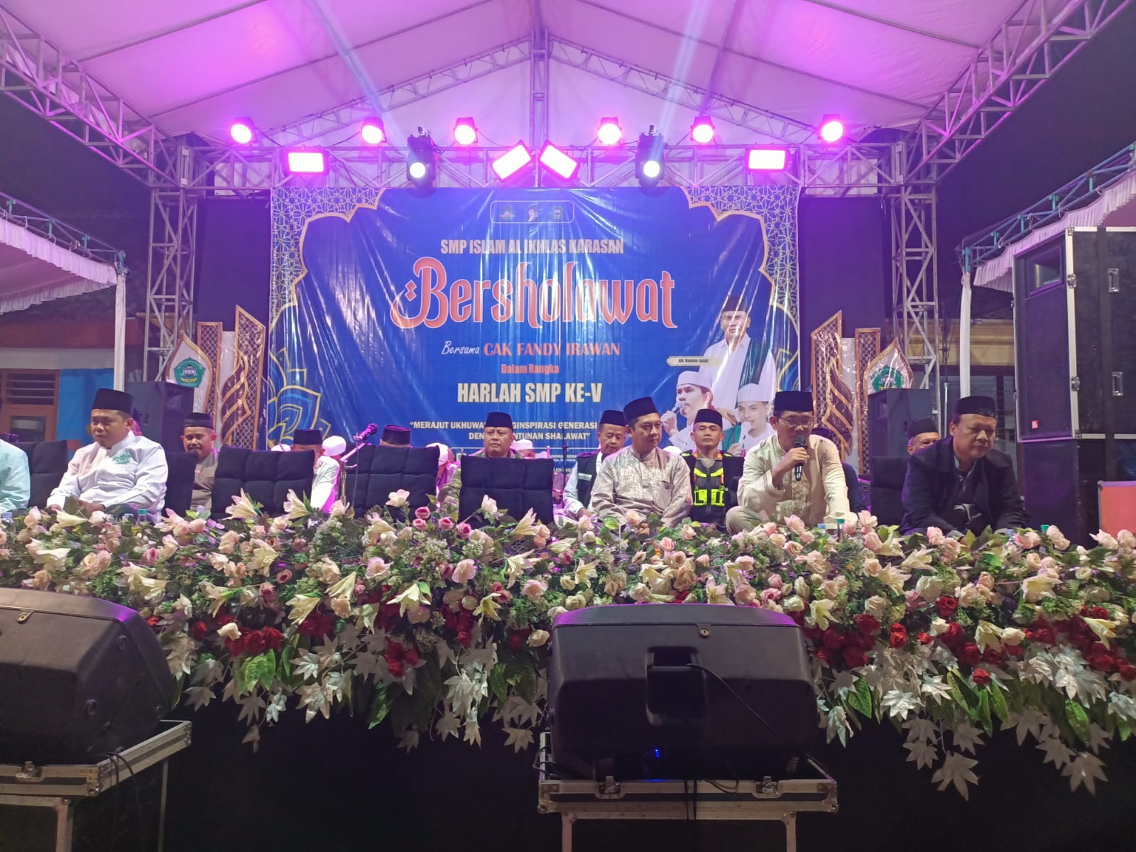 Kapolsek Kartoharjo Hadiri SMP Al-Ikhlas Karasan Bersholawat, Harlah Ke-5 Berlangsung Aman dan Kondusif